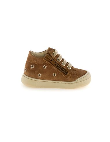 NATURINO SNOPES EMBR.DAISIES ZIP COGNAC