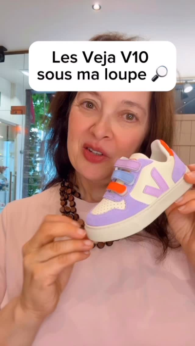 🟠 V‑10\n\nLe V‑10, c’est le grand classique de Veja 👟. Il a ce look sport vintage qu’on adore, un brin rétro mais toujours actuel. C’est un modèle...