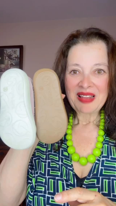 ✨ Aujourd’hui, je vous présente une très belle gamme de chez Naturino 👟🌸.\n\nOn commence par les premiers pas : le modèle Cocoon . Un petit bijou...